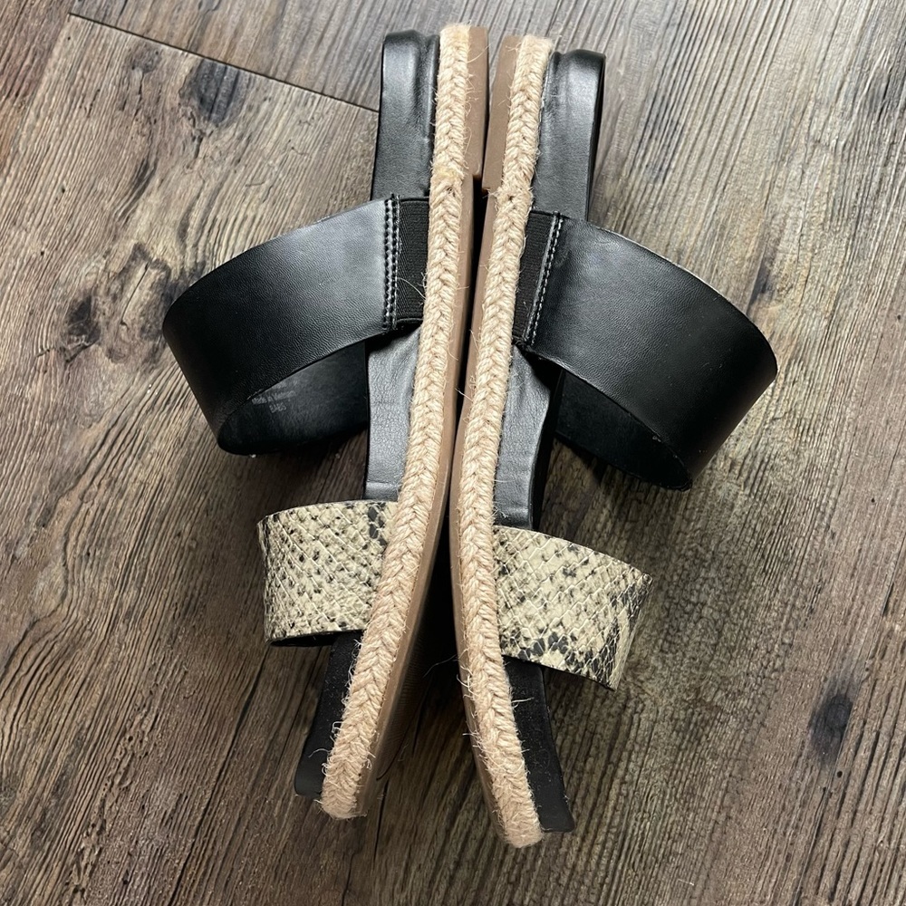 Franco Sarto Women's Babs Slide Snakeskin Two strap slip on sandals - Picture 3 of 6